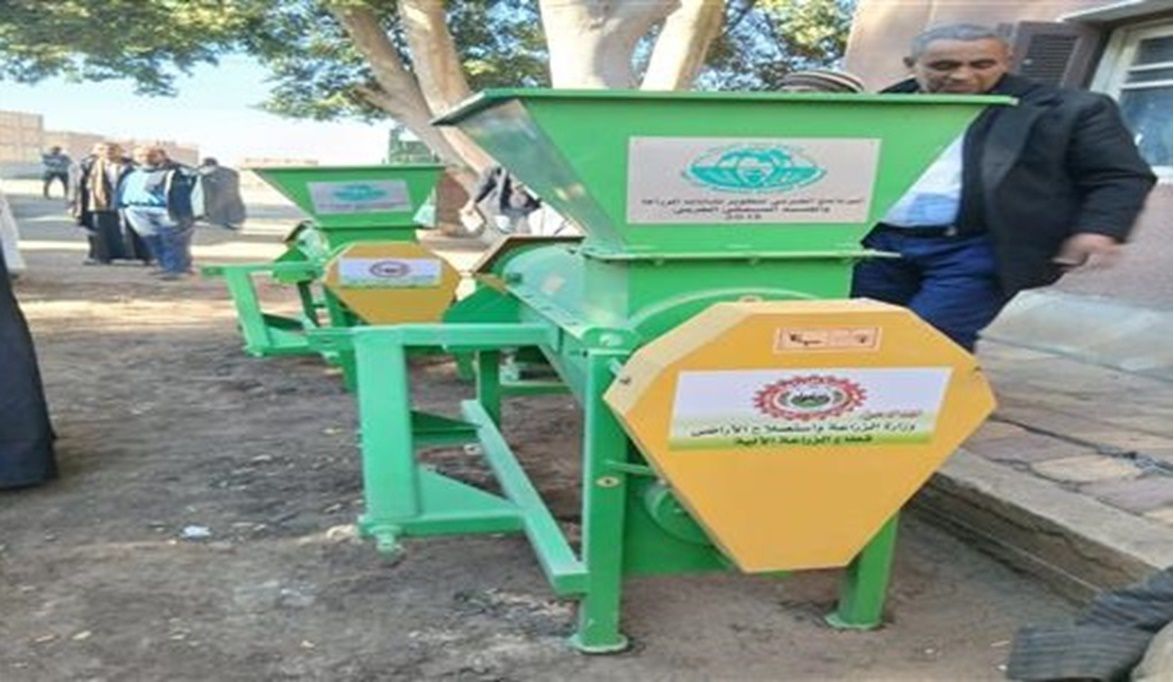 تطلق مبادرة وطنية لدعم صغار المزارعين بتوزيع 434 آلة…