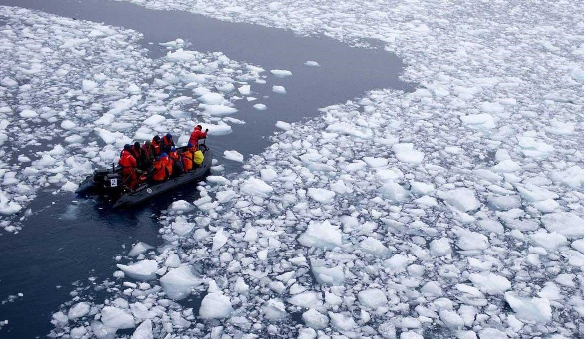 الجزر تغرق والطقس في الخليج يتحول ل…