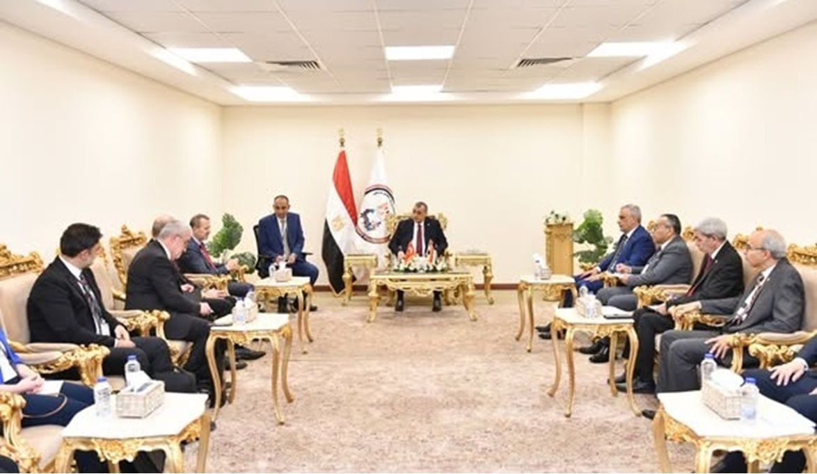 وزير الانتاج الحربي يستقبل رئيس هيئة الصناعات الدفاعية التركي…