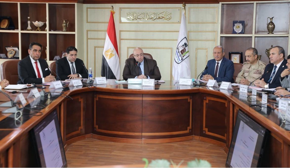 مجلس بني سويف ينشئ منظومة تعليمية للنباتات الطبية والعطرية بال…