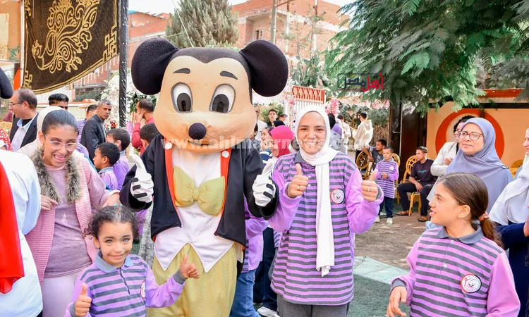 فقرات ترفيهية وهدايا.. مبادرة الخير بدسوق تنظم حفلًا ترفيهيًا للطلاب الصم وضعاف السمع|صور