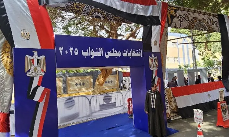 قدرها 5 آلاف جنيه.. إخلاء سبيل 20 مروجًا للرشاوى الإنتخابية في قنا