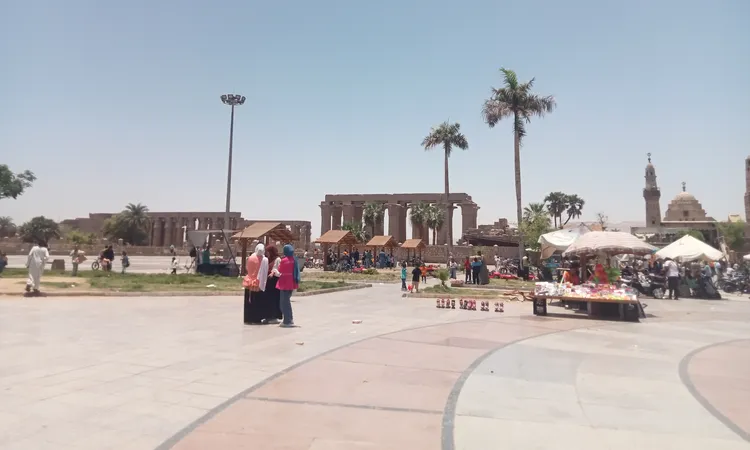 بعد ليلة غائمة.. أجواء شديدة الحرارة تضرب محافظة الأقصر اليوم