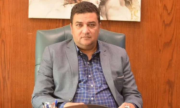 رئيس جهاز مدينة القاهرة الجديدة يتفقد مشروع السوق الحضارية