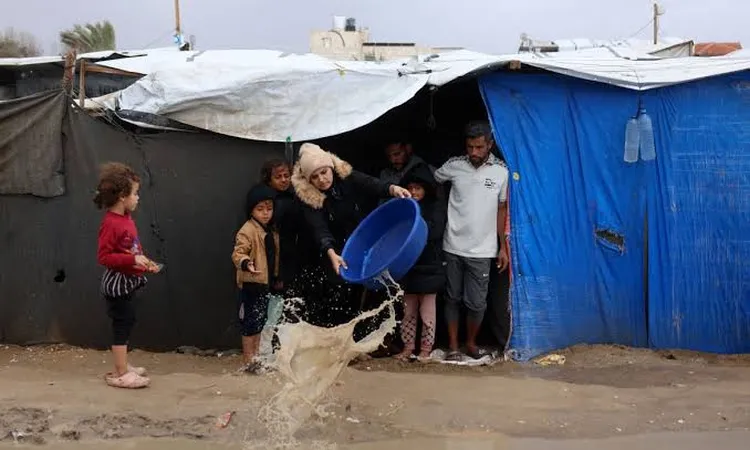 مستشفيات غزة: 13 شهيدا بينهم 3 أطفال نتيجة البرد