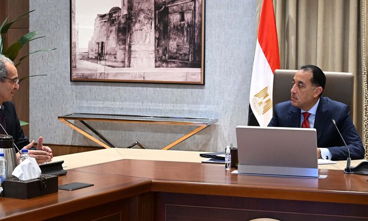 رئيس الوزراء يلتقي الرئيس التنفيذي لشركة “المانع” القابضة القطرية