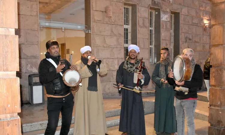 على أنغام الربابة والمزمار… نائب محافظ الأقصر يشهد تعامد الشمس على معابد الكرنك والإعلان عن بدء فصل الشتاء