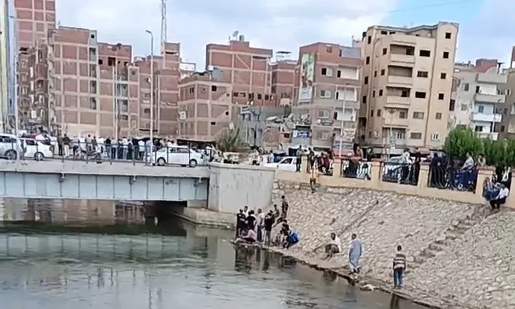 انتشال جثة غريق مجهول الهوية تطفو على سطح ترعة الطهطاوية بسوهاج