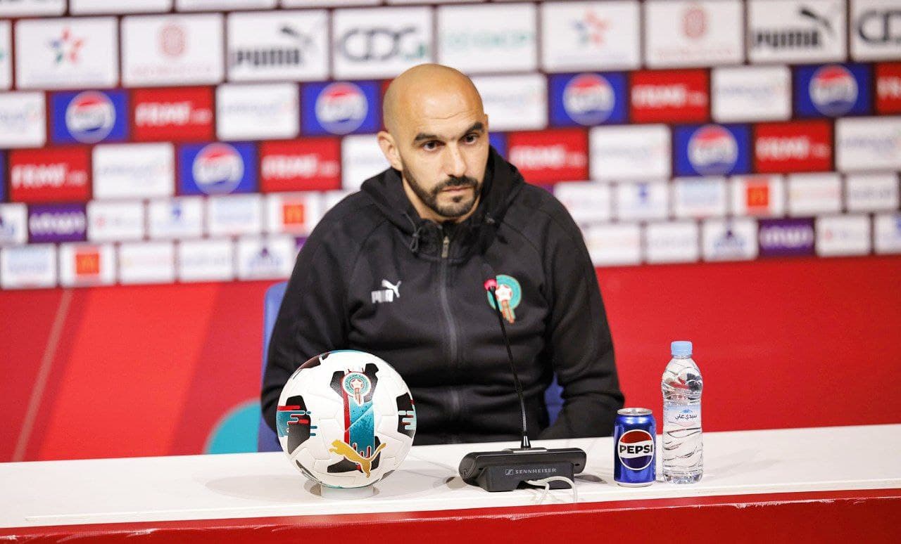 من سيُرافق الركراكي في المؤتمر الصحفي قبل مباراة مالي؟