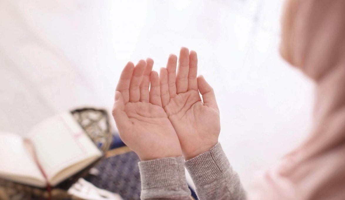 دعاء الصباح للرزق والفرج .. أفضل 16 دعوة لا تُرد وتفتح أبواب ا…