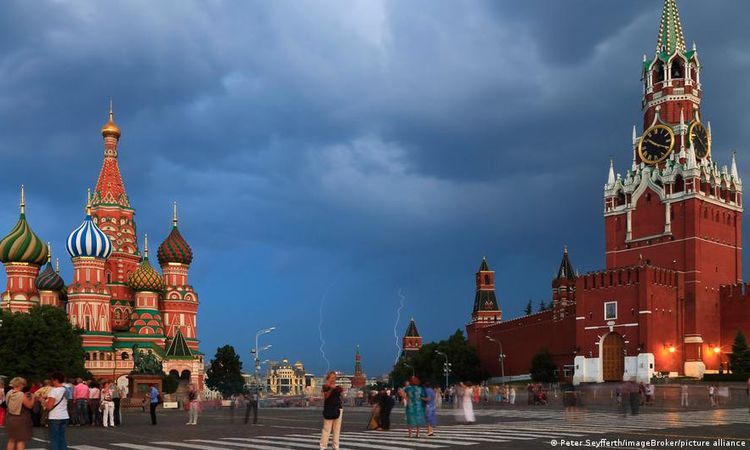 الكرملين يكشف شرط روسيا الأساسي لتسوية الأزمة الأوكرانية