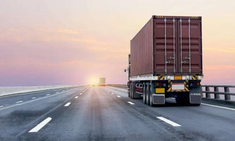 مصر و الأردن يؤكدان تعزيز التعاون في النقل البري خلال اجتماعات اللجنة الفنية المشتركة بعمان