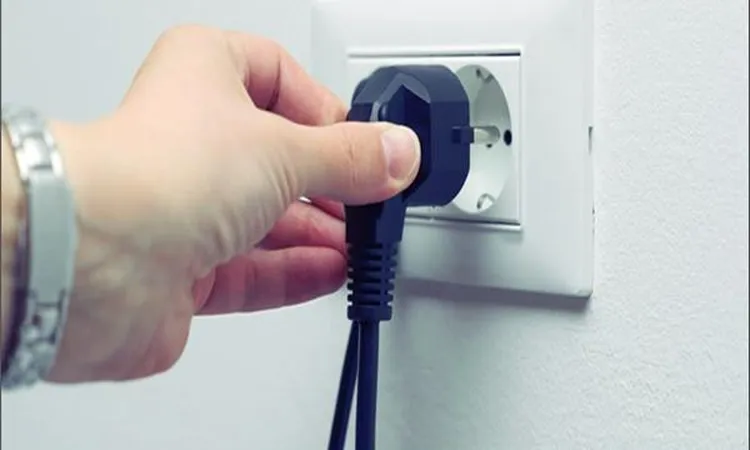 انقطاع الكهرباء عن 4 مناطق بإسنا جنوب الأقصر غدا الإثنين