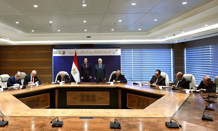 رئيس الوزراء يشهد توقيع بروتوكولات مبادرة «تحالف وتنمية»