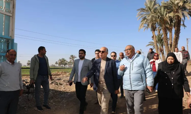 محافظ المنيا يوجه بتنفيذ خطة صيانة شاملة لمحطة مياه شرق ملوي لتحقيق الاكتفاء الذاتي من المياه النقية