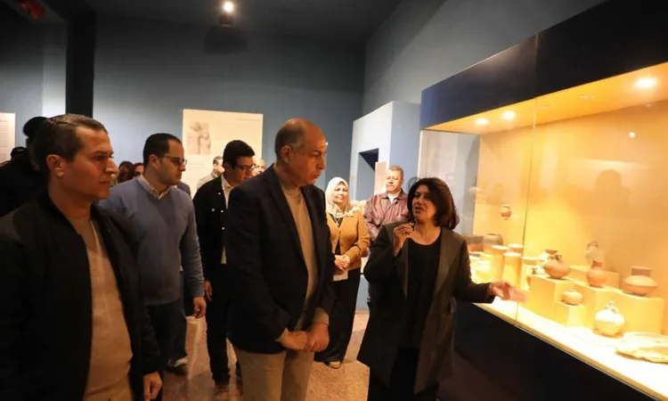 محافظ المنيا يتفقد متحف آثار ملوي ويؤكد: هذا الصرح «مرآة تاريخية» تعكس حضارات مصر.. ويضم 950 قطعة أثرية