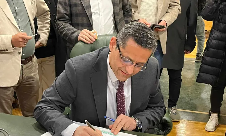 نقيب الصحفيين: مواجهة الشائعات تبدأ بإتاحة المعلومات لا بتغليظ العقوبات