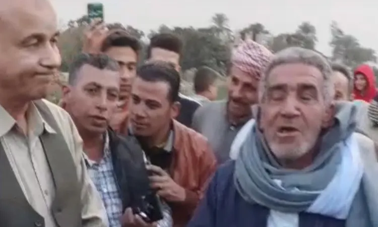 صيادو الشرقية يرصدون تمساحًا بمصرف في لبيس