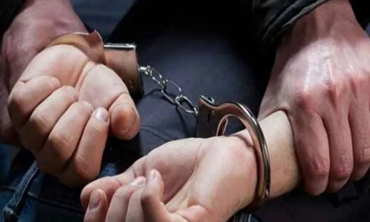 شغال معاه وقتله عشان السرقة.. مباحث الأقصر تنجح في حل لغز مقتل خفير مخزن بلاستيك خلال 48 ساعة