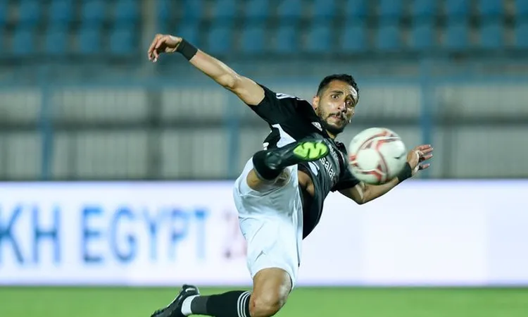 اتحاد الكرة يُعلن إصابة كريم فؤاد بجزع في الرباط الصليبي وغيابه شهر ونصف للتأهيل