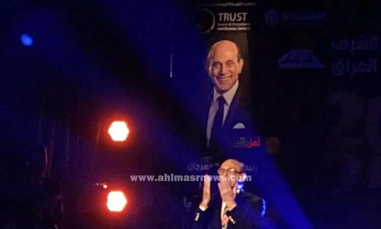 تكريم محمد صبحي في مهرجان آفاق.. ليلة احتفاء بفارس المسرح المصري