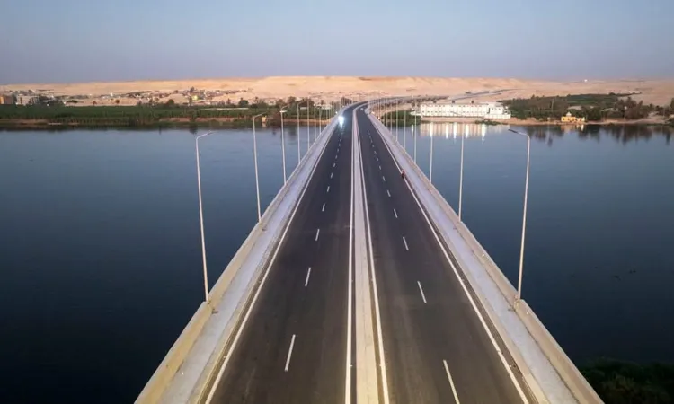 9 نقاط توضح أهمية محـور الفشن الحر على النيل ببنى سويف.. إنفوجراف