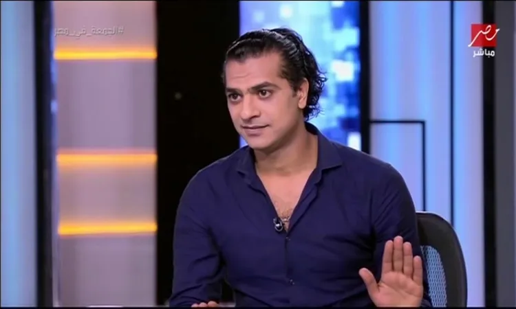 بعد ارتباط 8 سنوات.. مصطفى أبوسريع يعلن انفصاله عن زوجته