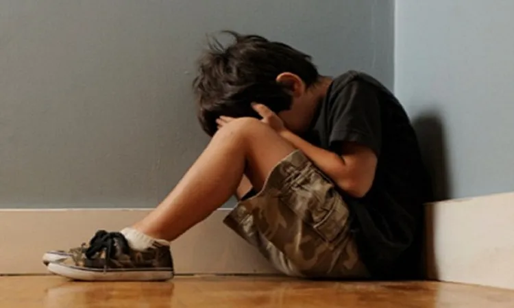 القبض على 4 طلاب بتهمة هتك عرض زميلهم داخل حمام مدرسة في أكتوبر