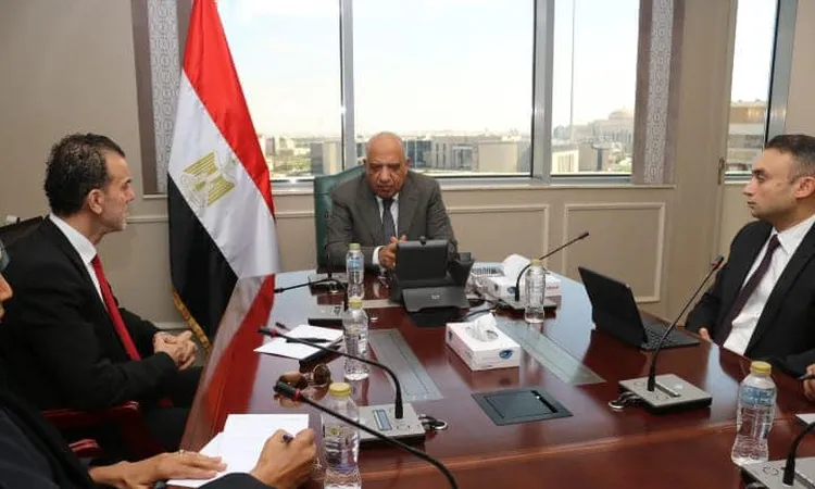 وزير الكهرباء: دعم وتحديث الشبكة القومية وإتاحة التيار بجودة واستمرارية