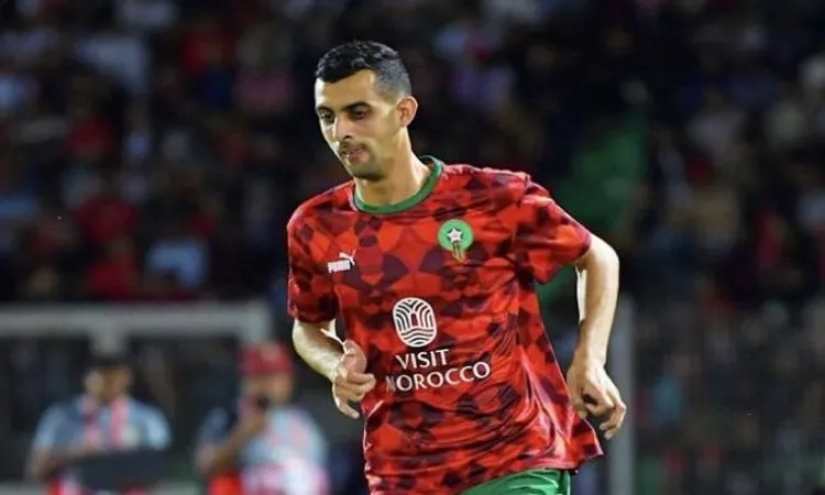 الأهلي يتواصل رسميا مع الرجاء المغربي لضم يوسف بلعمري (خاص)