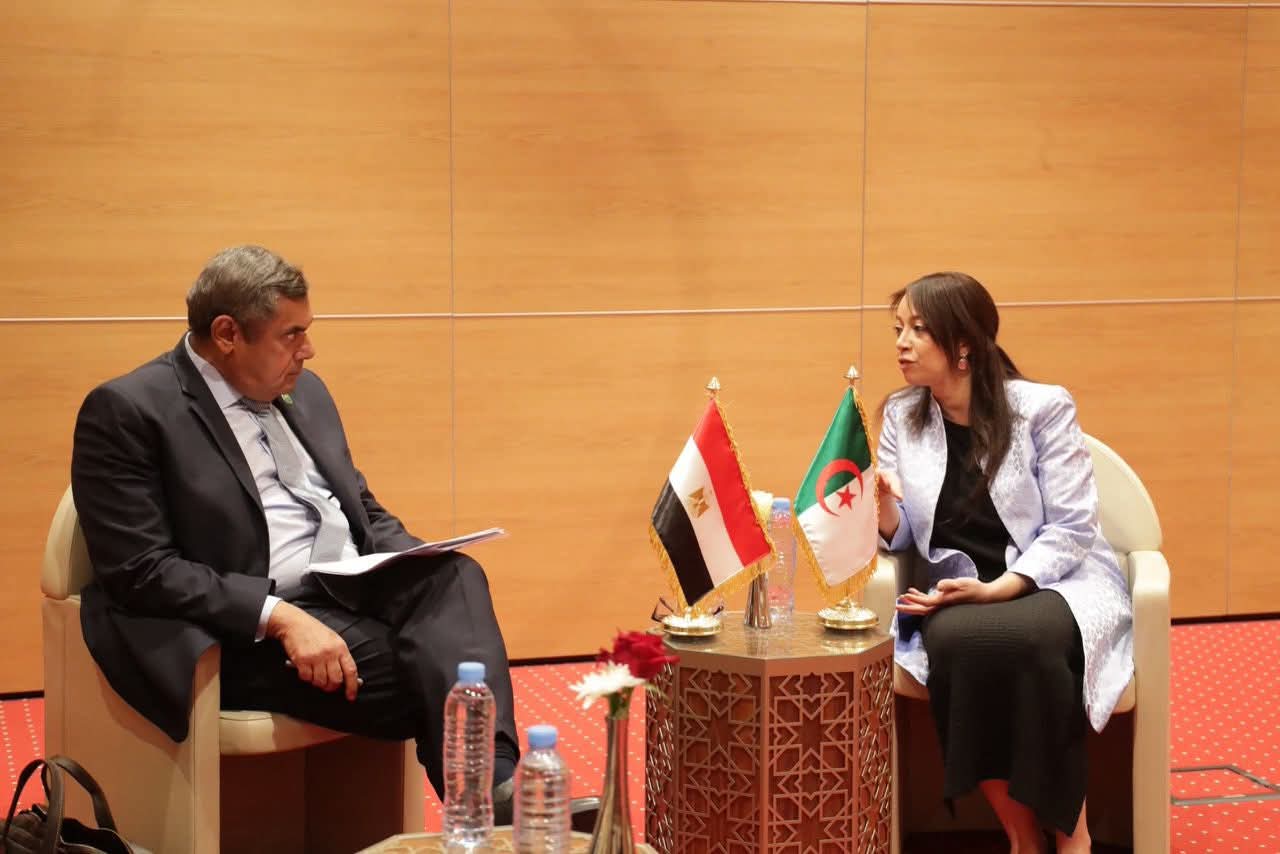 الجزائر _ مصر : تعزيز التنسيق الإفريقي على هامش “مسار وهران”