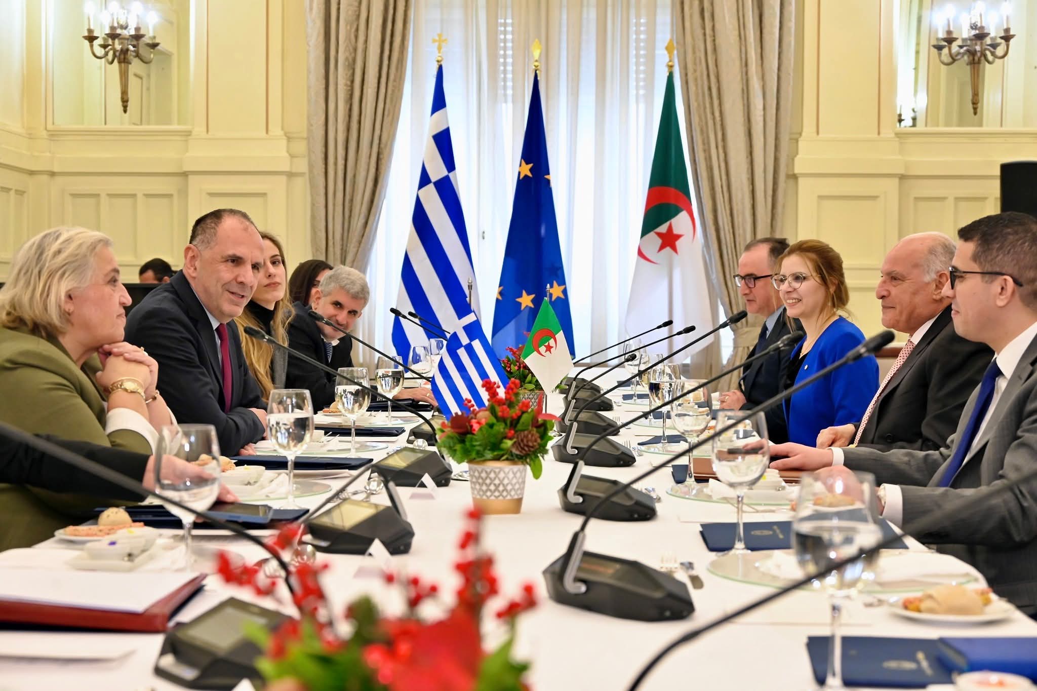 محادثات جزائرية–يونانية رفيعة في أثينا