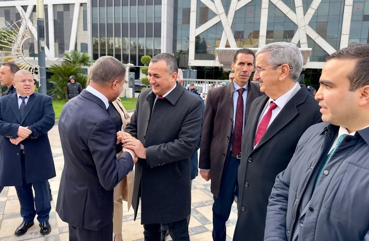 تأسيس نقابة بريد الجزائر 