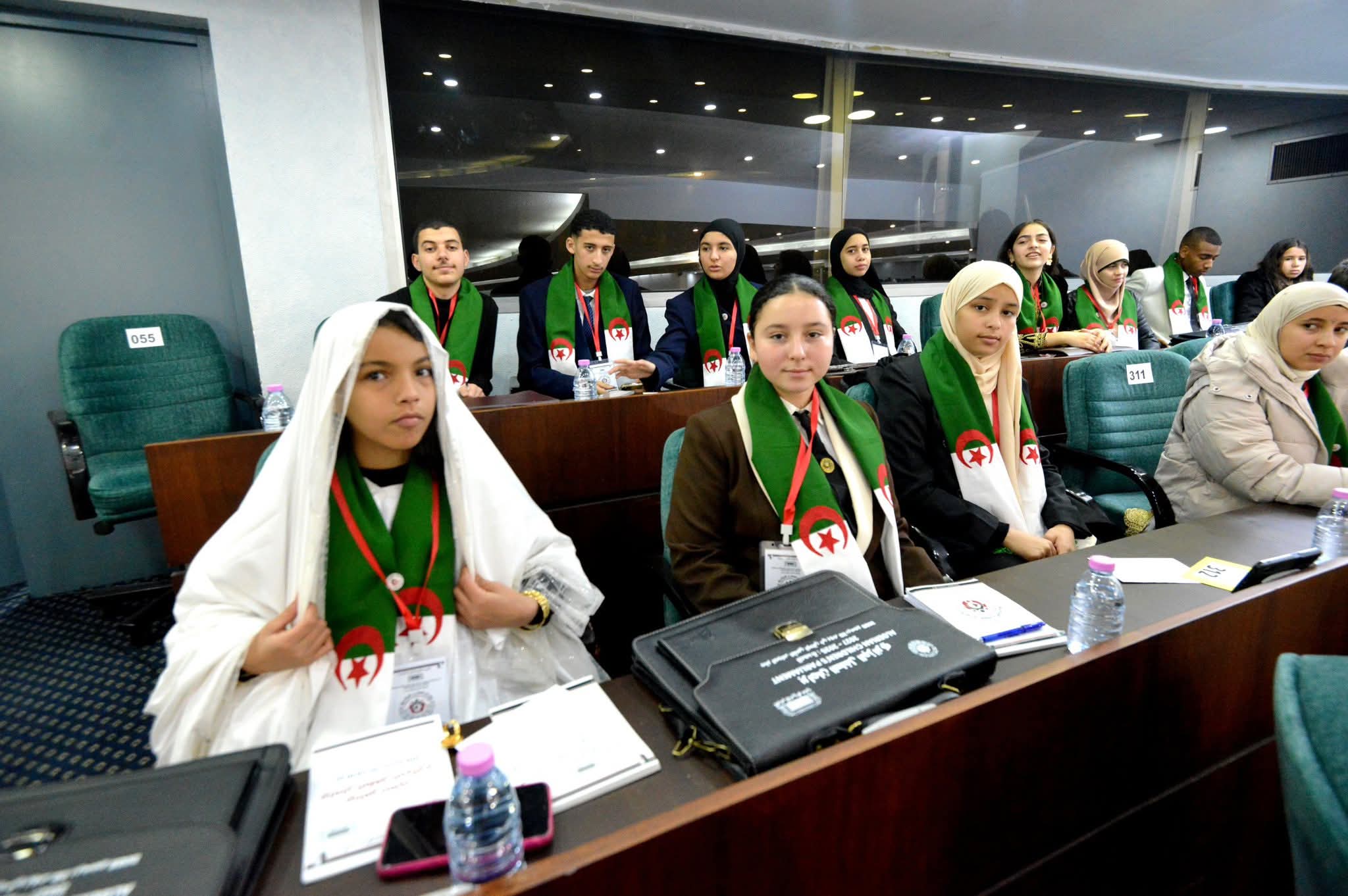 المجلس الشعبي الوطني ينصّب برلمان الطفل الجزائري رسميًا