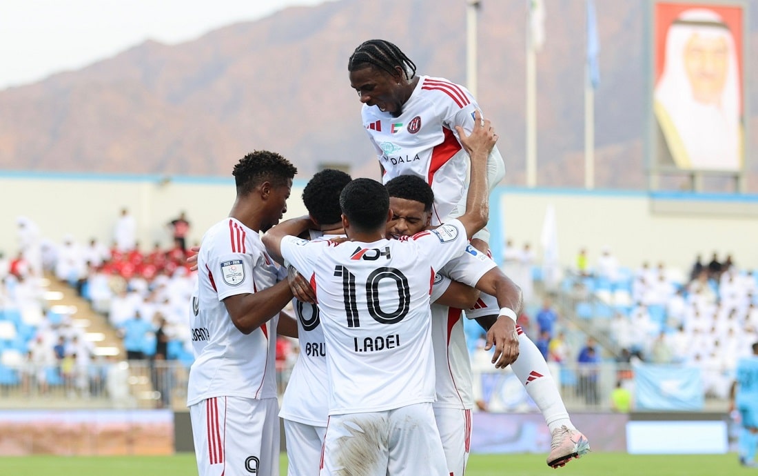 الجزيرة الإماراتي يعلن استدعاء سيمون بانزا لقائمة الكونغو في أمم إفريقيا