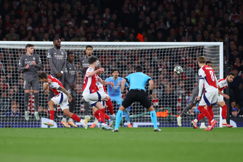 أرسنال يعرض لاعبه على ريال مدريد.. وألونسو يرد