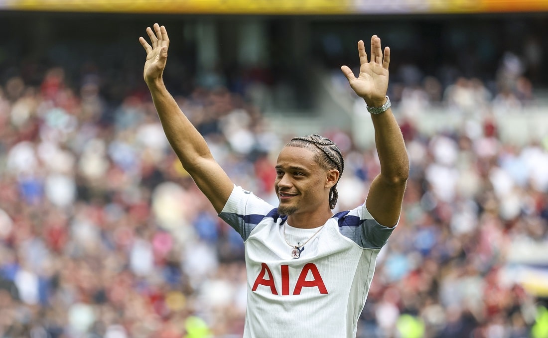 ثنائية ليفربول تمنح توتنهام رقمًا سلبيًا لم يتحقق منذ 22 عامًا