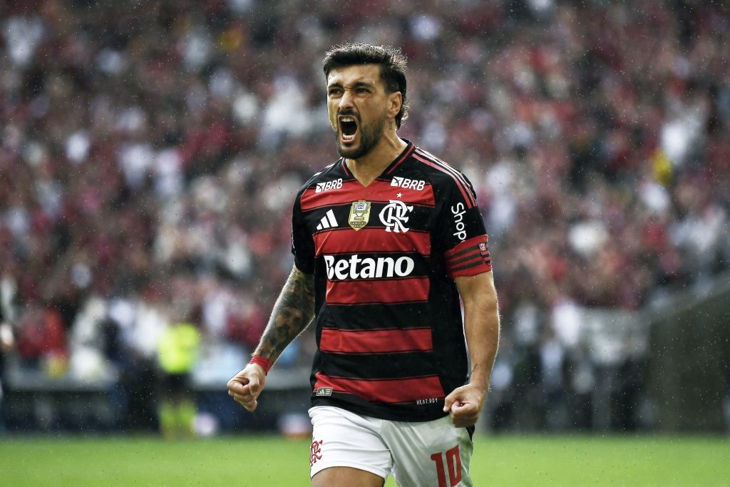 فلامنجو يرد عبر 365Scores على مفاوضات نيوم مع دي أراسكايتا