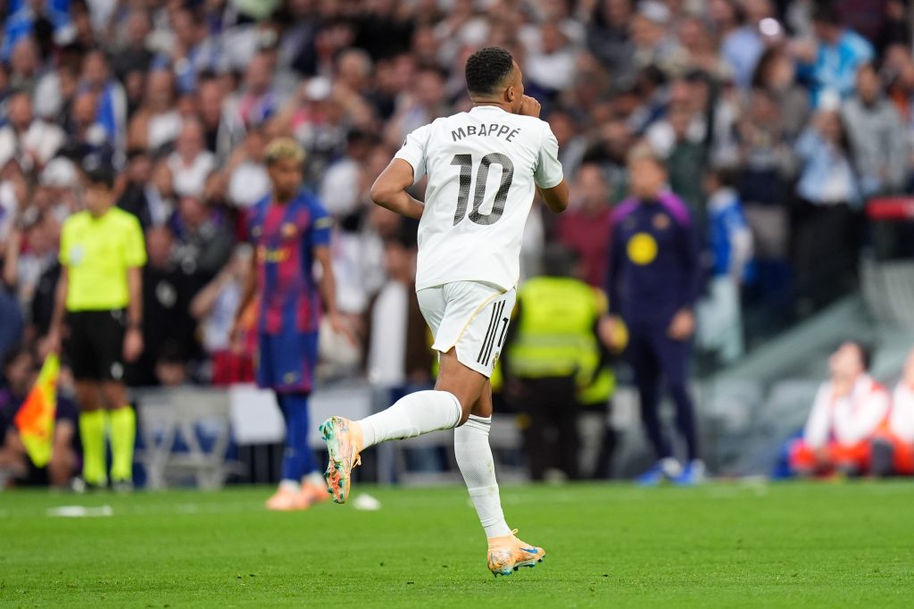 صافي ثروة كيليان مبابي مع نهاية 2025