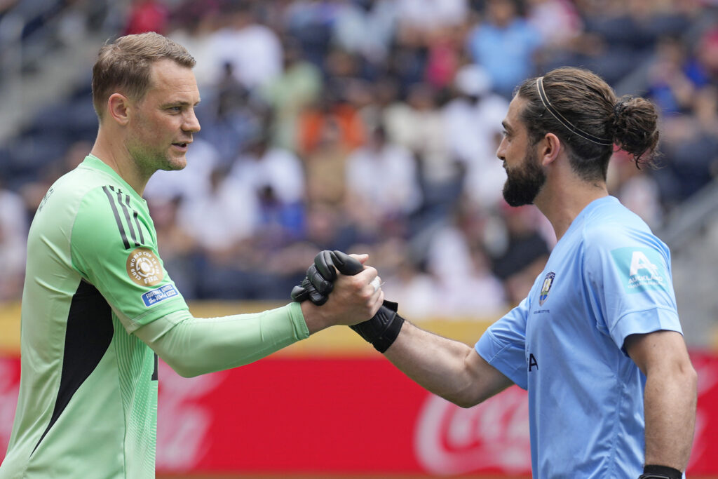 بايرن ميونخ يكشف تفاصيل إصابة مانويل نوير