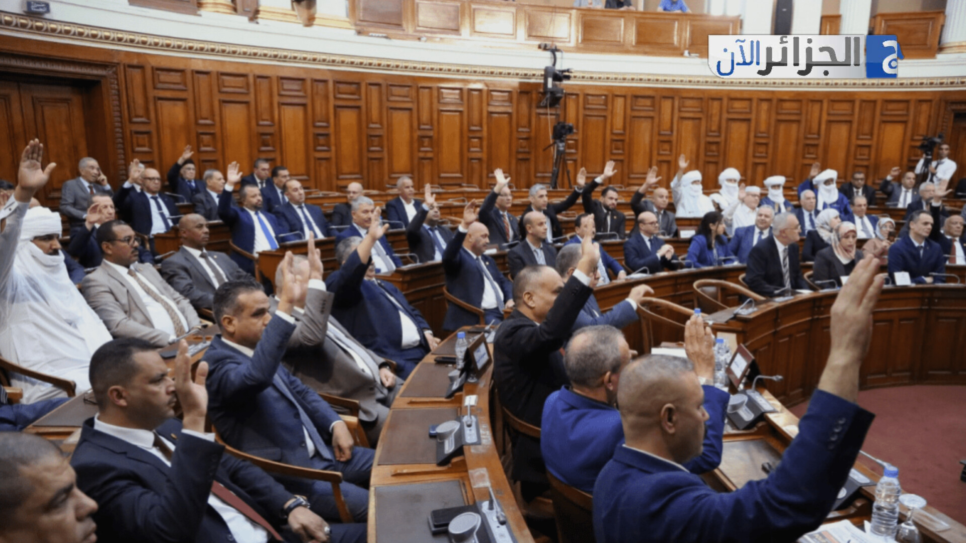 أعضاء مجلس الأمة يصادقون بالأغلبية على قانون المالية