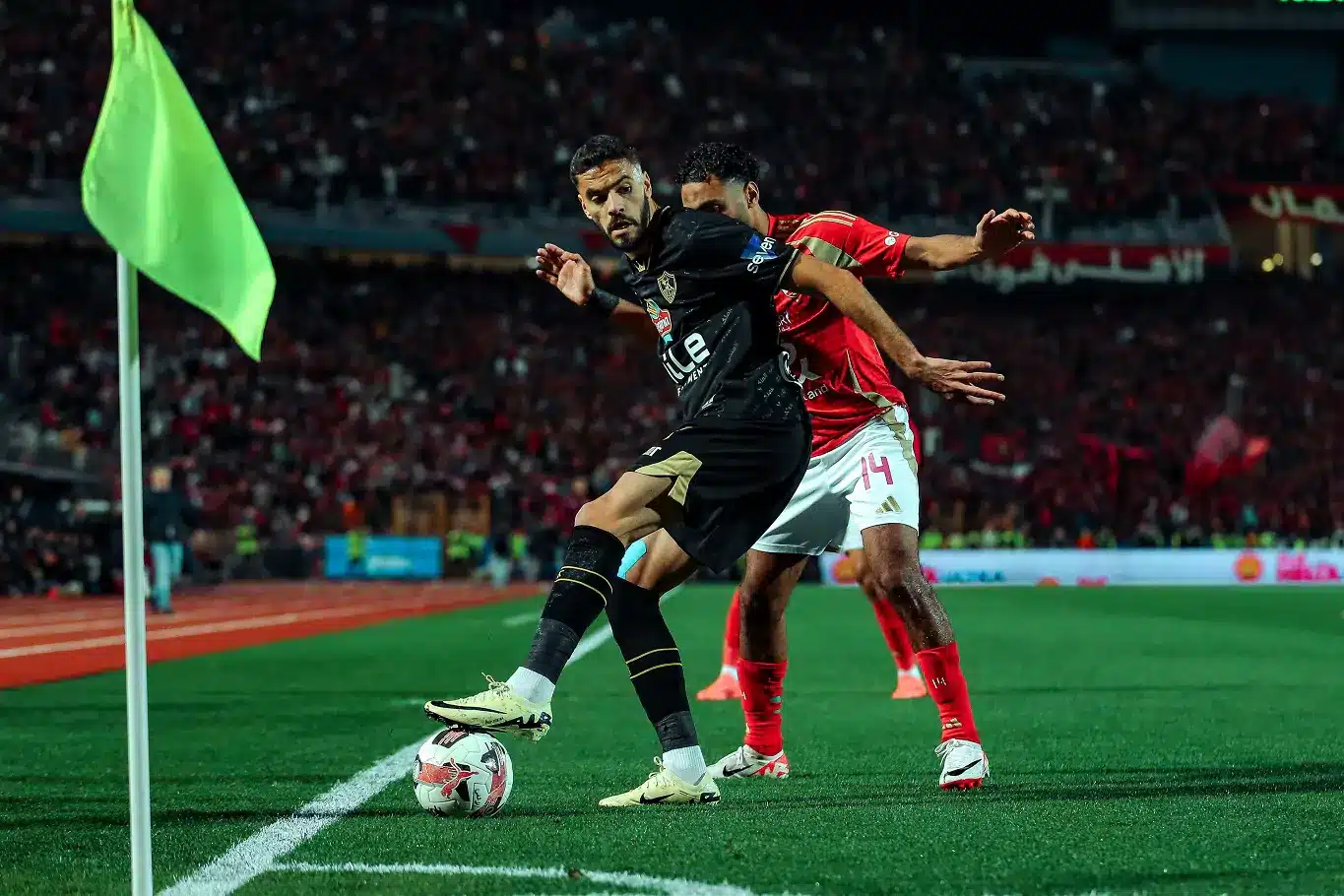 اهتمام خليجي وأوروبي بمحمود بنتايك بعد أنباء فسخ عقده مع الزمالك