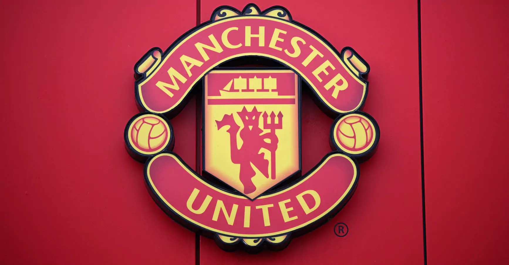 القنوات الناقلة لمباراة مانشستر يونايتد ضد بورنموث في الجولة 16 بالدوري الإنجليزي 2025/2026