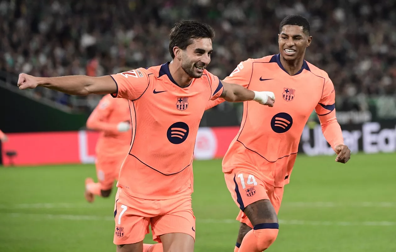 ما القناة الناقلة لمباراة برشلونة ضد أوساسونا وأين تشاهد مباريات الدوري الإسباني؟