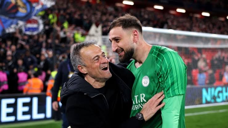 لويس انريكي ودوناروما يهيمنان على جوائز فيفا THE BEST 2025