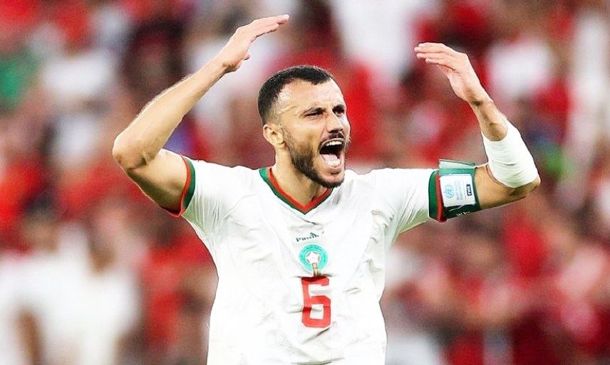 رومان سايس يُلهب حماس جماهير منتخب المغرب قبل كأس أمم إفريقيا 2025