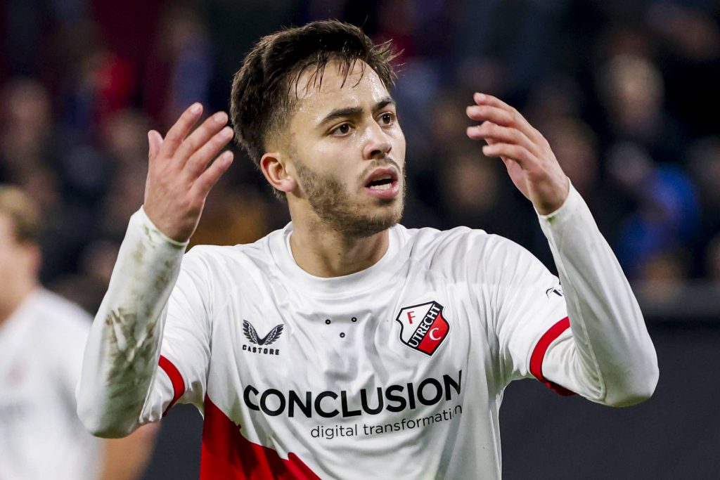 عملاق تركي يخطط لضم سفيان الكرواني من أوتريخت